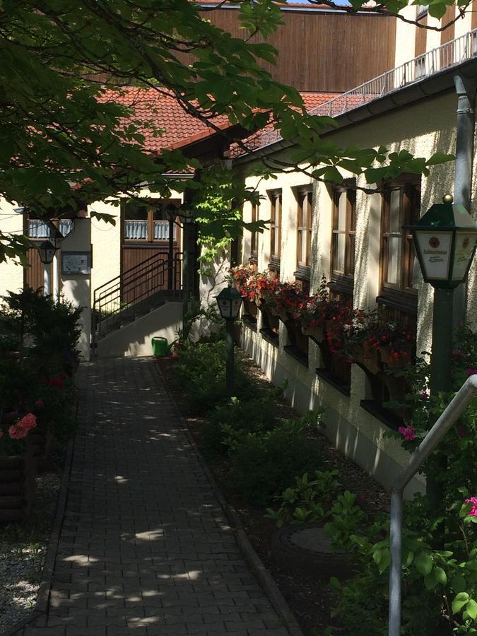 Hotel-Gasthof Deutschmeister Donauwörth Eksteriør billede